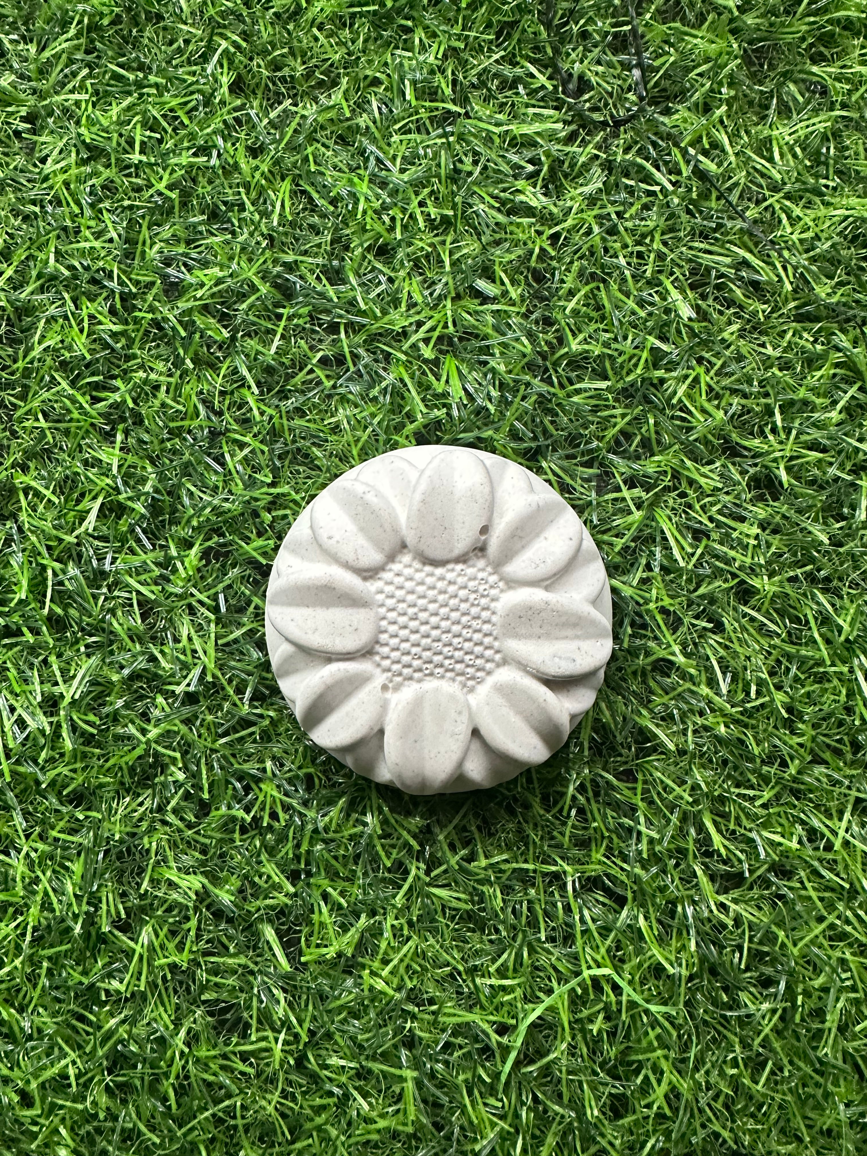 Cast'N'Clay Paint Your Own Flowers Plaster Figurines