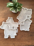 Cast'N'Clay silicone horse mold kit in large and medium sizes